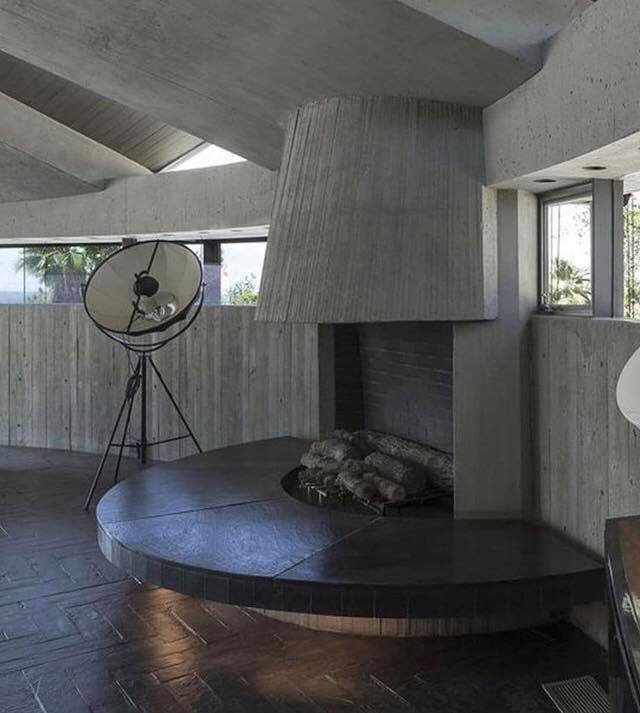 The Elrod House by John Lautner (7)