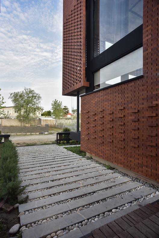 Maziar Brick House Naghshe Khak Architectural Group (6)