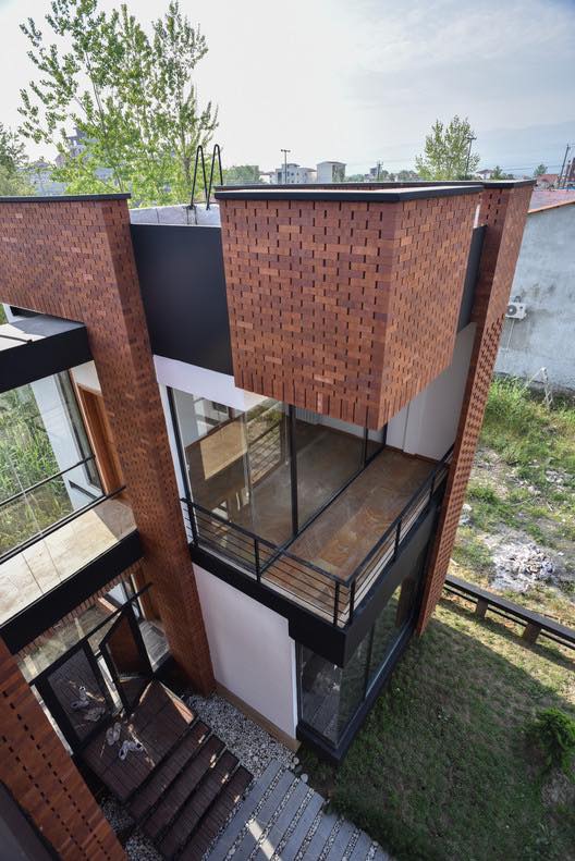 Maziar Brick House Naghshe Khak Architectural Group (8)