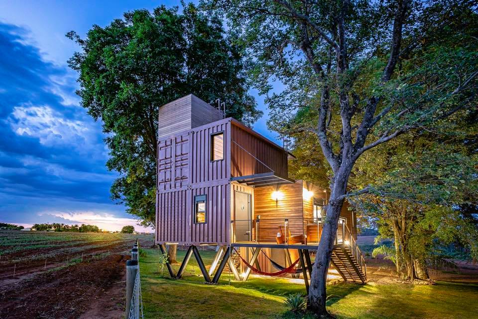 Shipping Container House (1)